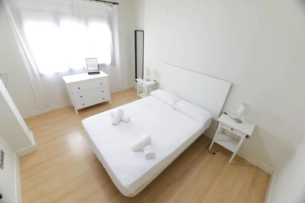 Rentalsevilla Genova Apartamento