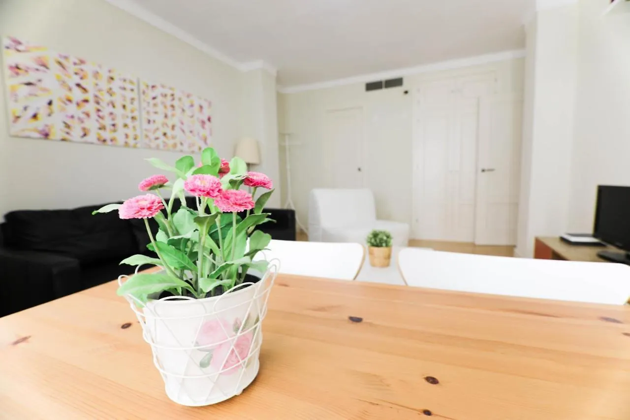 Rentalsevilla Genova Apartamento