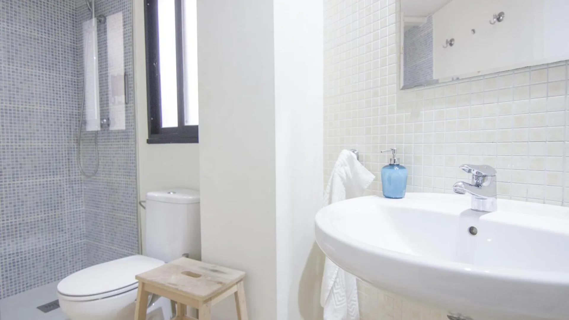 Rentalsevilla Genova 0*, Sevilha